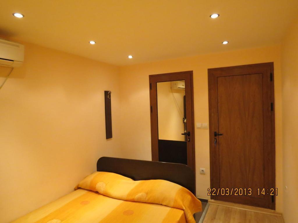 Family Hotel Lebed Nesebăr Cameră foto